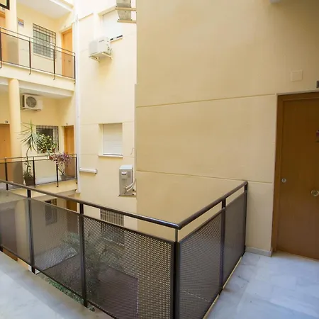 Suncity Petit Studio * Malaga